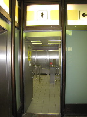 Нюрнберг_метро.JPG (49.6 КБ) 6894 просмотра Туалет