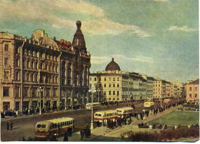 Nevskij.jpg (1.4 МБ) 8668 просмотров Невский проспект. 1953 год