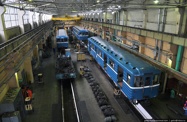 in.jpg (282.3 КБ) 7763 просмотра вид внутри