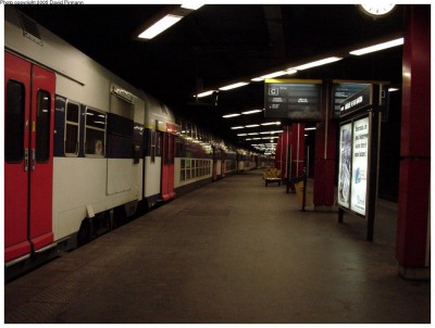 City: Paris
<br />System: RER
<br />Location: Avenue Henri Martin
<br />Line: Paris Main Line Rail
