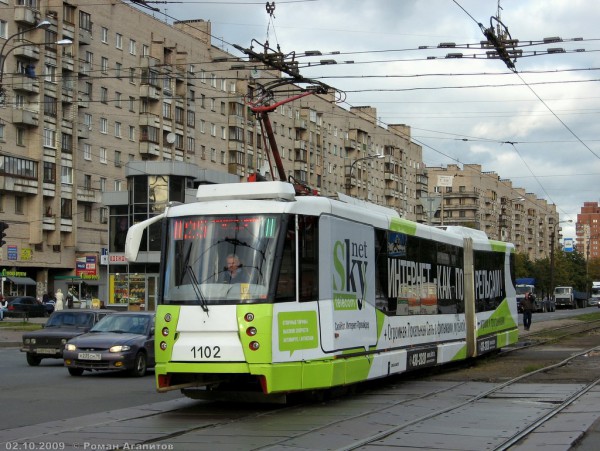 232807.jpg (256.56 КБ) 4618 просмотров Автор Роман Агапитов, 2 октября 2009 г. Улица Димитрова.