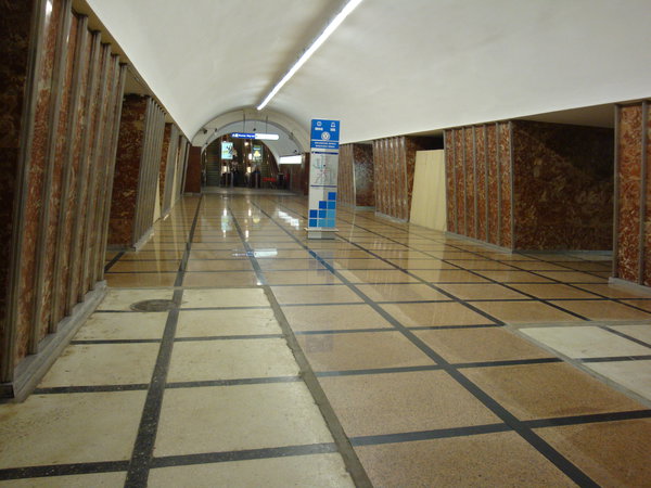 DSC07587.JPG (3.61 МБ) 10465 просмотров Как можно заметить, строительный короб и загородки в торце ЦЗ уже убраны