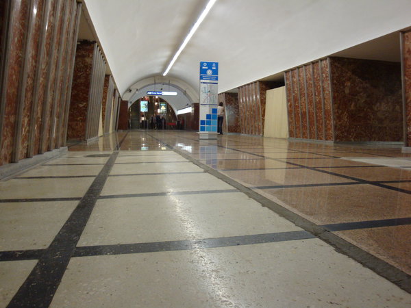 DSC07589.JPG (3.33 МБ) 8772 просмотра Новые полы чуть выше старых (см. по увеличению)