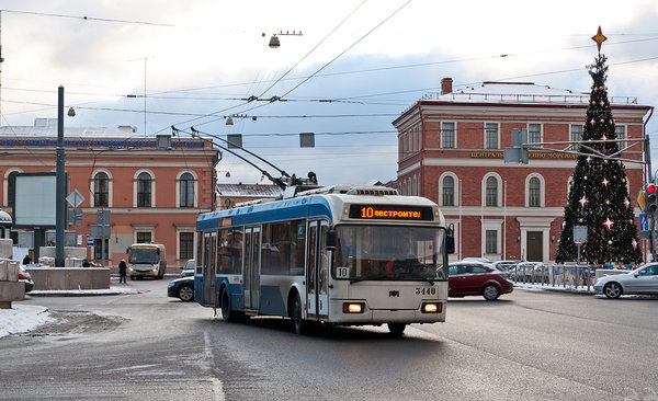 БКМ 321 №3440.jpg (826.38 КБ) 3166 просмотров БКМ 321 №3440, повернул с Конногвардейского бульвара на площадь Труда.