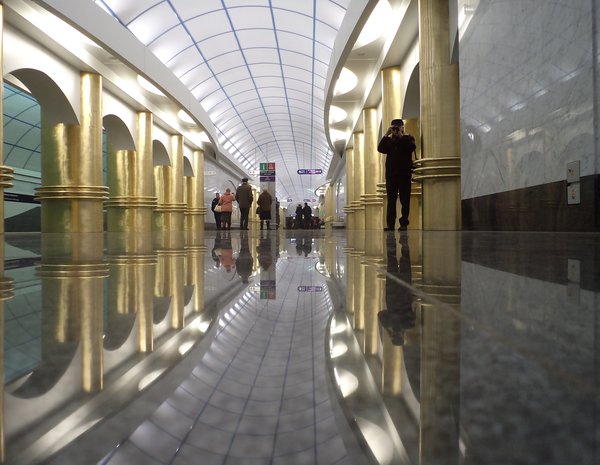 DSC09254.JPG (1.47 МБ) 3531 просмотр Отражение станции