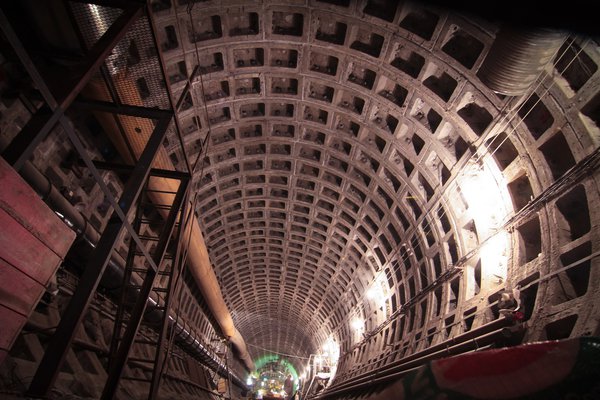 He9rFZRBK1U.jpg (809.55 КБ) 6236 просмотров Траволаторный тоннель