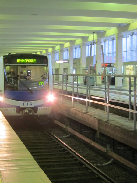 IMG_4290 - копия.JPG (2.02 МБ) 3952 просмотра Два машиниста в кабине