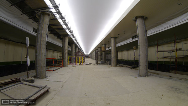 0515.jpg (116.55 КБ) 17955 просмотров Платформа станции. 3-я декада марта 2014 г.