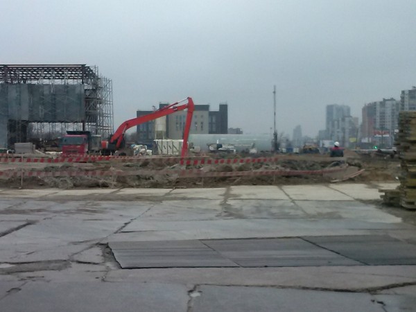 CAM02007.jpg (885.63 КБ) 6520 просмотров Главный въезд/выезд