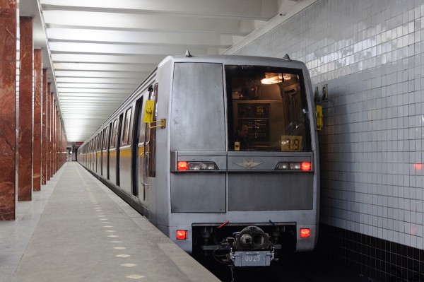 0025.jpg (696.51 КБ) 5805 просмотров 81-720 «Яуза» № 0025, станция Каширская