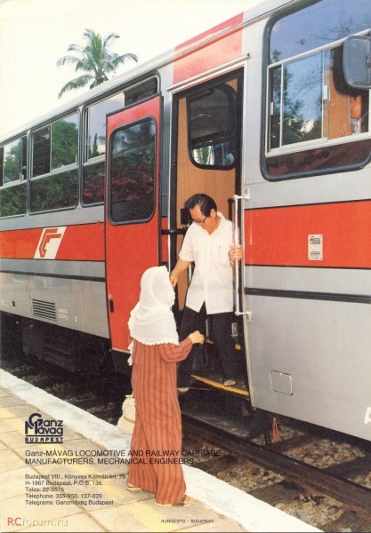 3.jpg (445.17 КБ) 18203 просмотра Демонстрация двери. Рекламный буклет.