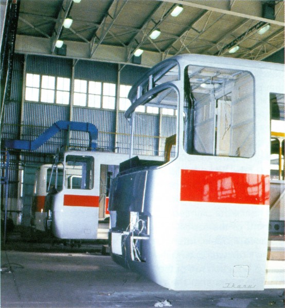 8.jpg (1.32 МБ) 20231 просмотр Производство кузовов на заводе Ikarus.