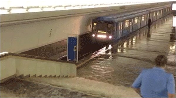 minsk-subway-flooding.jpg