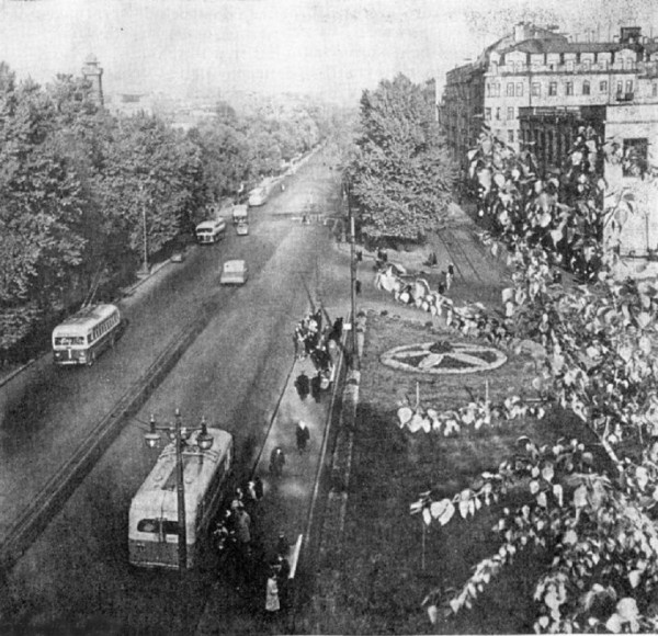 1961 год. Большой проспект В.О.<br />Источник: Бартенев И.А. Зодчие и строители Ленинграда. Л., Лениздат, 1963 г.