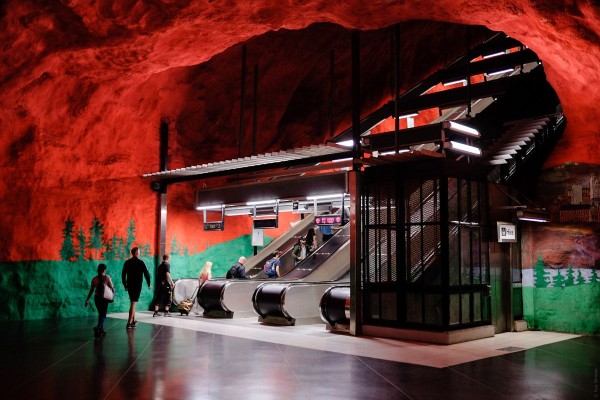 stockholm-metro-DSCF9321.jpg