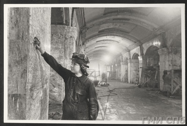 003755_00000_osn_001.jpg (109.67 КБ) 9791 просмотр https://goskatalog.ru/portal/#/collections?id=55653521