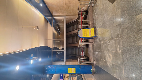 20251030_204250.jpg (2.98 МБ) 9211 просмотров Станция Дунайская, наклонный ход, 1 путь