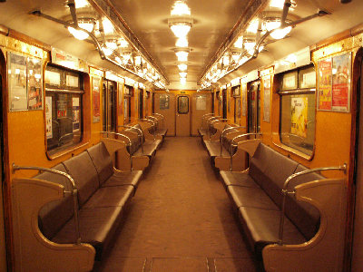 Салон вагона серии Ема производства 1969 года №3841