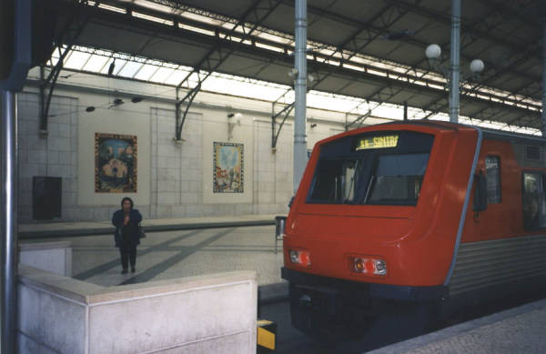 2004 © UrbanRail.Net by Robert Schwandl